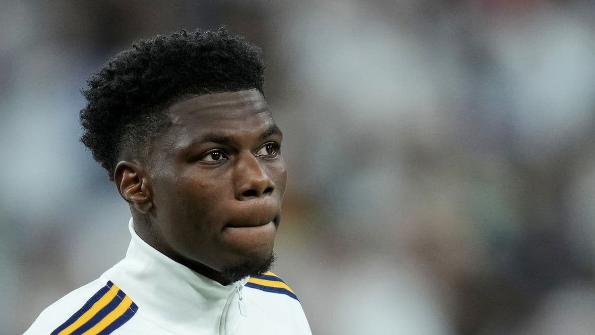 United prati Tchouamenija, Romero i Sadikija za ljeto