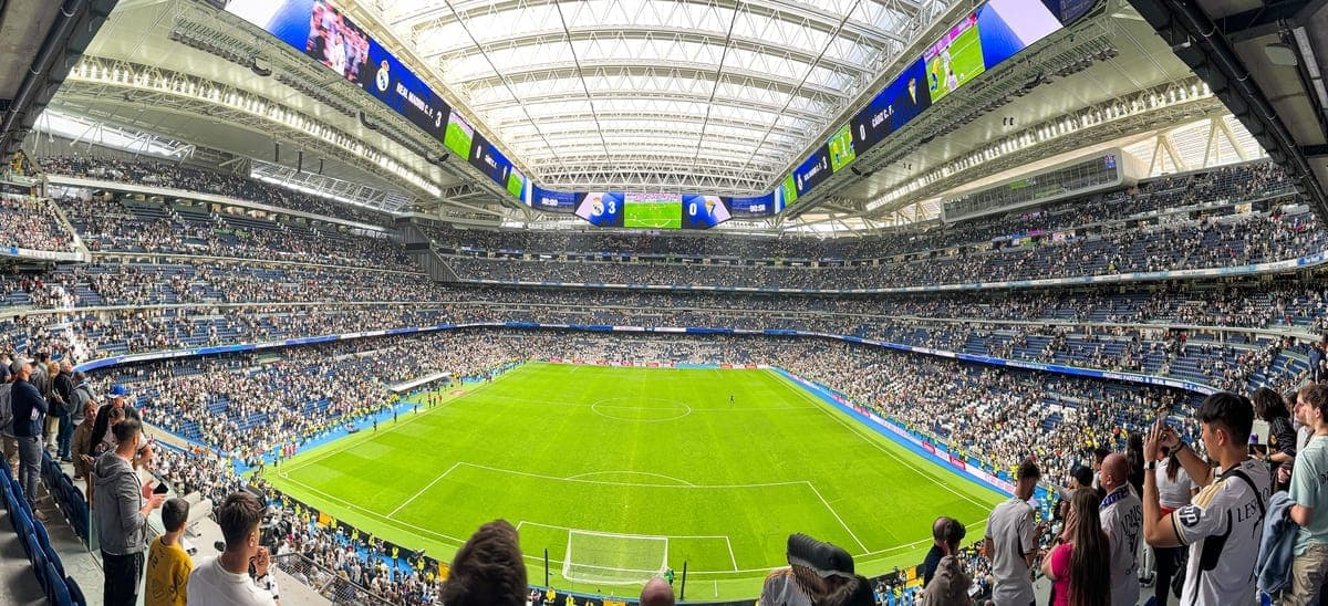 Real Madrid dočekuje Alaves na Bernabeuu — Tchouameni, Huijsen i Carre