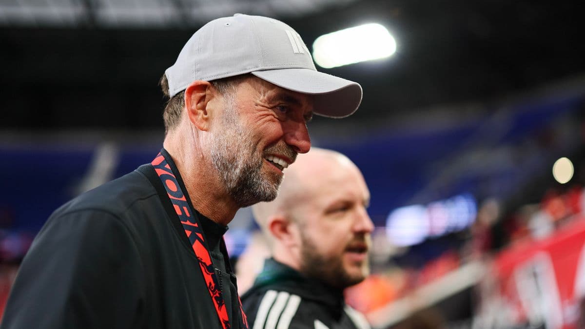 Klopp razmatra povratak u menadžment, Liverpool ubrzava transfere