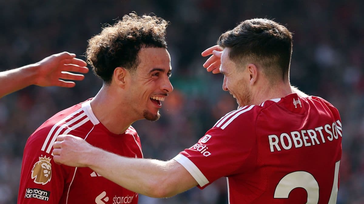 Liverpool traži rješenje za desni bek, Dumfries u fokusu