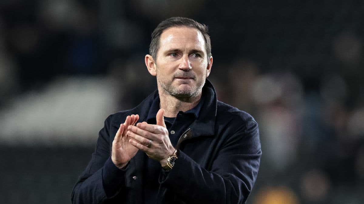 Lampard cilja zvezdu Juventusa nakon prvog transfera Coventryja