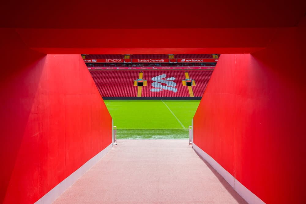 Carragher traži tri pojačanja za Liverpool nakon poraza od Uniteda