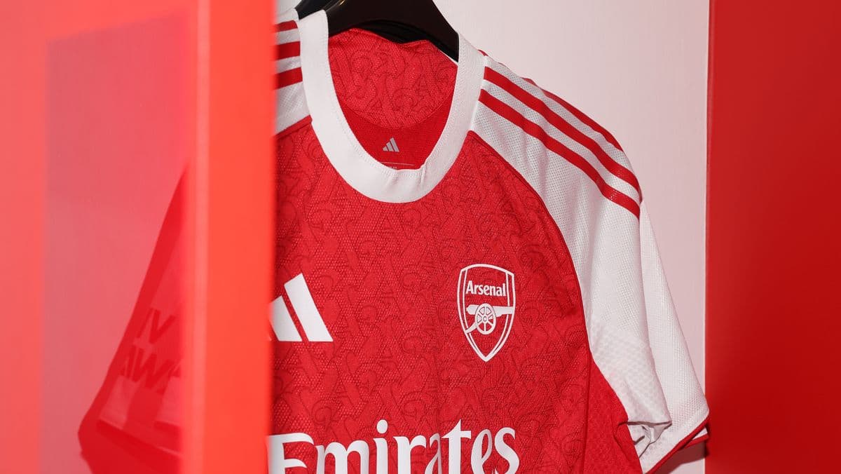 Arsenal mijenja dres nakon osam godina i 80 miliona funti
