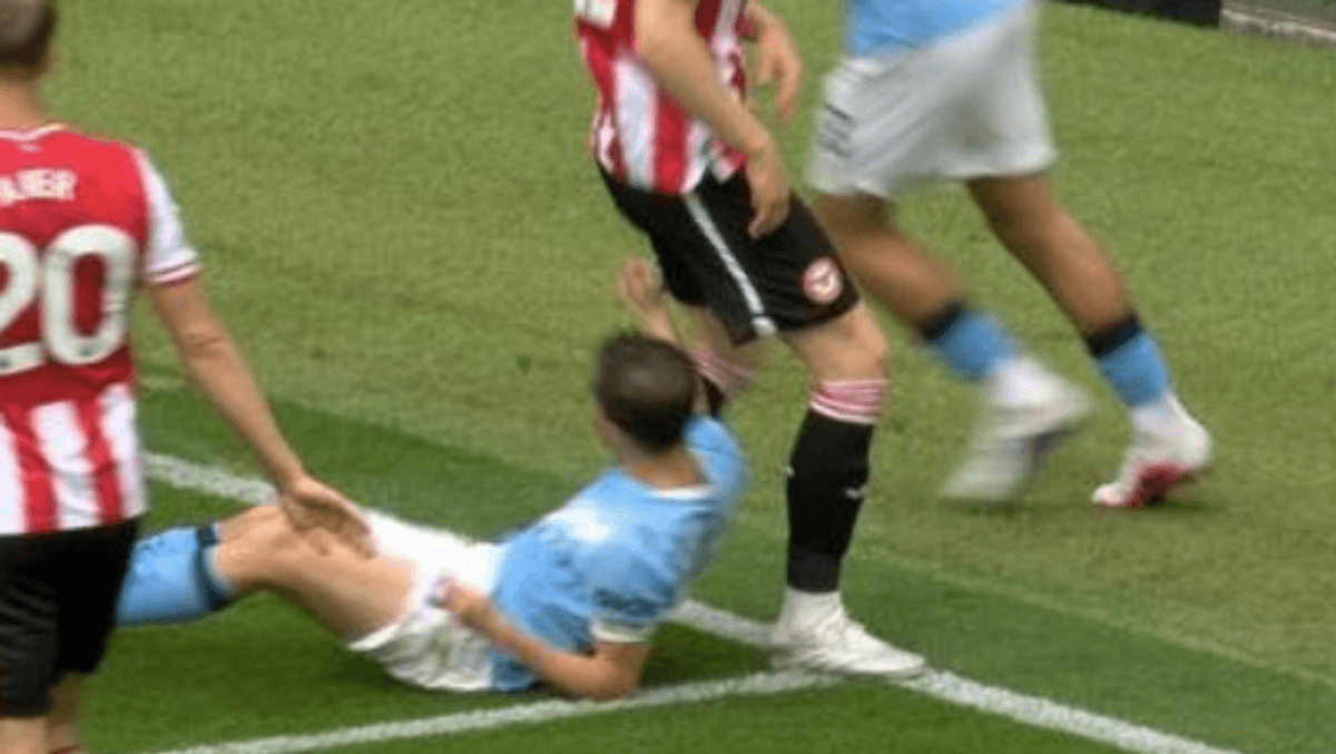 Manchester City pobijedio Brentford 3-0, pritisak na Arsenal raste