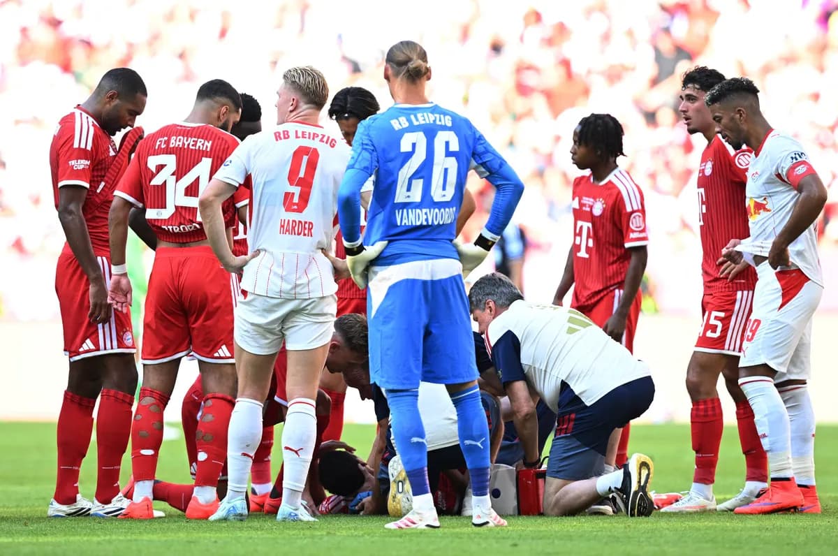 Musiala se srušio na travnjak — Allianz Arena zašutjela
